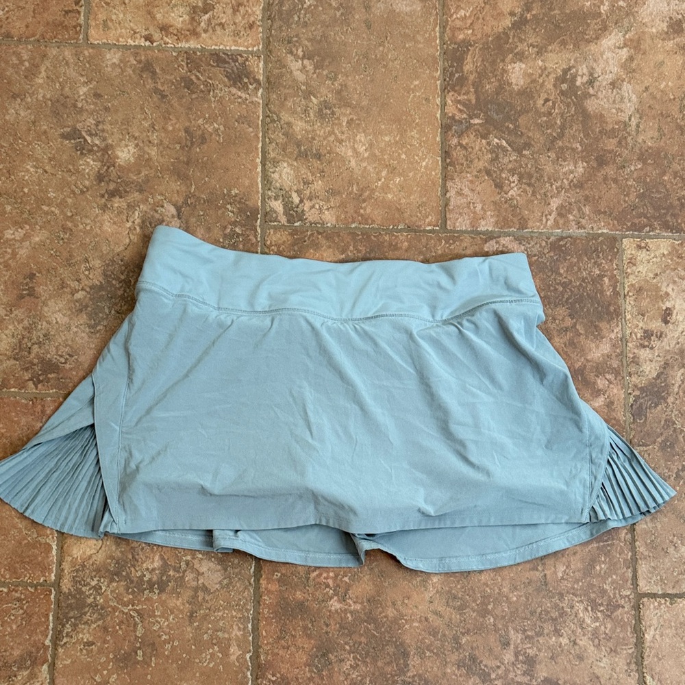 Luluemon skirt size 10 excellent condition
